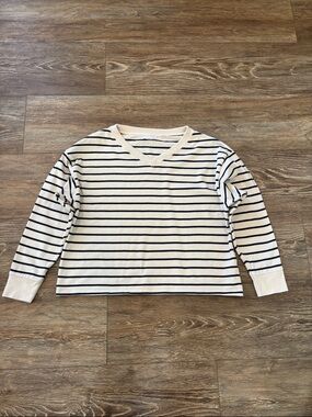 Abercrombie & Fitch Striped V-Neck Long Sleeve Top Cream & Black Women's Medium